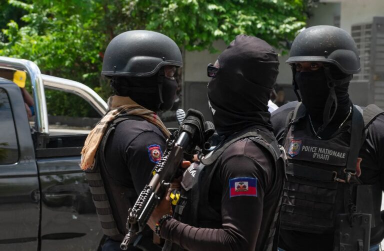 Plis pase 8 prezime bandi tonbe Kwadèboukè